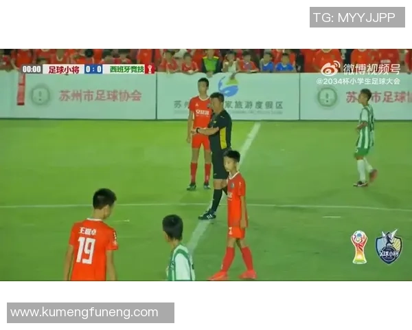 丙烯画技法如何表现足球球星的动感与个性